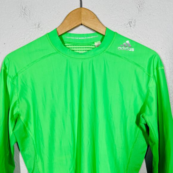 Adidas TechFit Long Sleeve Pullover Top Sport Green - M - Picture 2 of 4